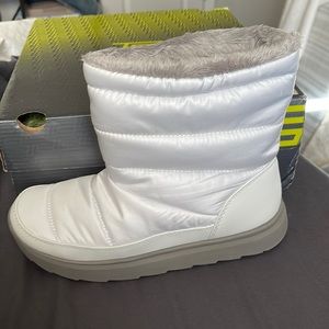 Tel Gear snow boots